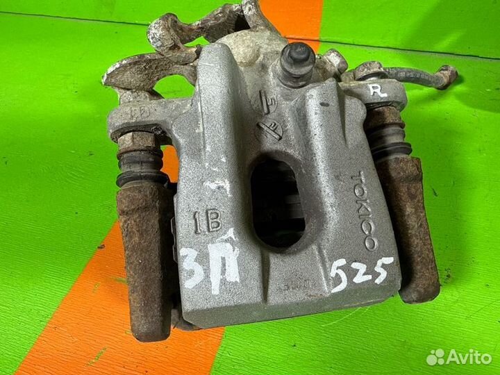 Суппорт задний Toyota Corolla E150 1ZR 2012