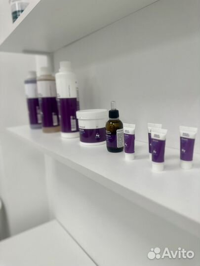 Классический и скульптурный массаж лица