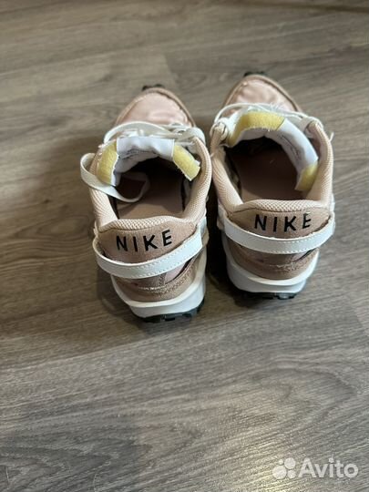 Кроссовки nike женские