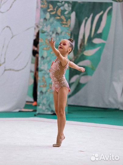 Купальник для художественной гимнастики