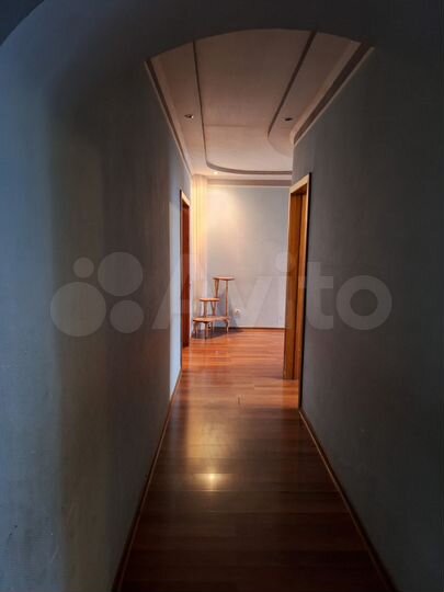 4-к. квартира, 96 м², 4/6 эт.