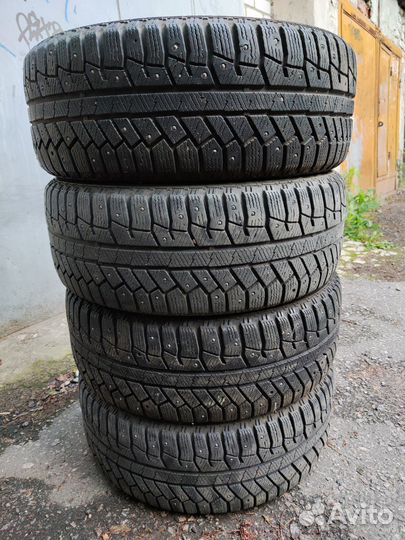 Continental ContiWinterViking 2 205/55 R16