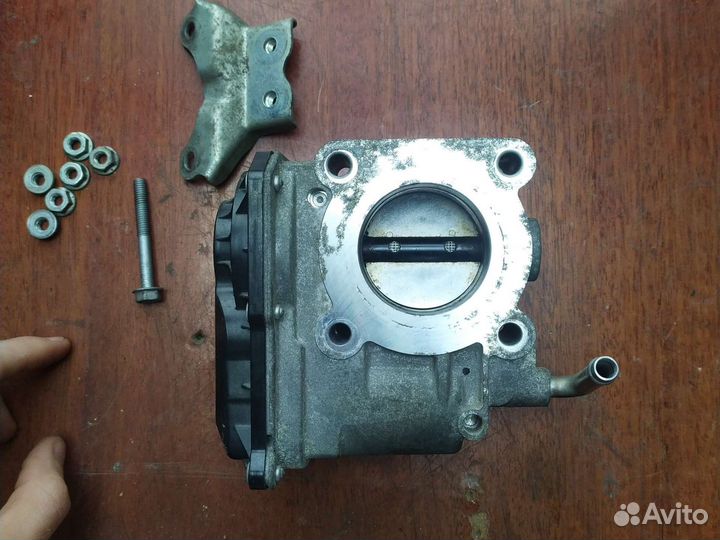 Дроссельная заслонка 1nz-fe