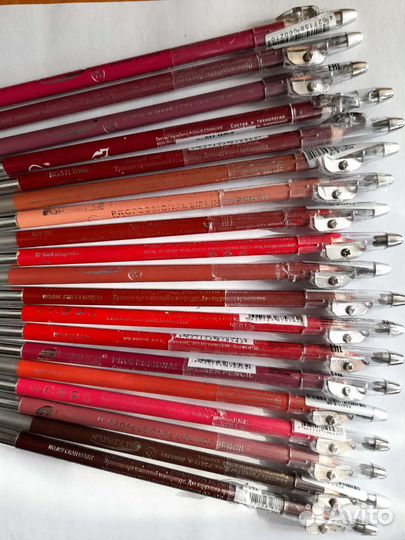 Карандаши для губ новые автоматические
