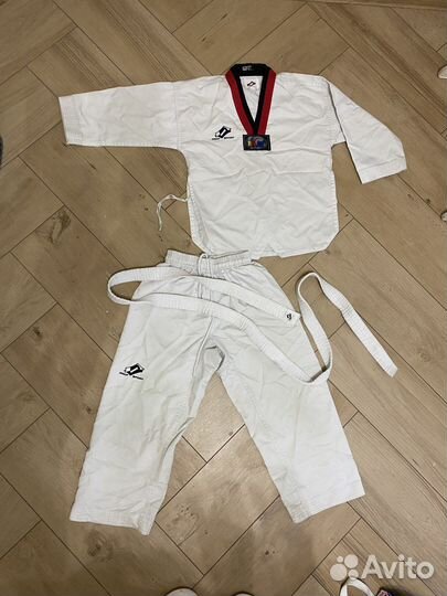 Кимоно добок для тхэквондо 130см