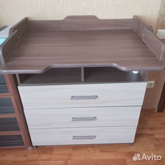 Комод с пеленальным столиком
