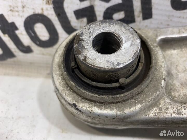 Рычаг подвески передний левый Jaguar F-Pace X761