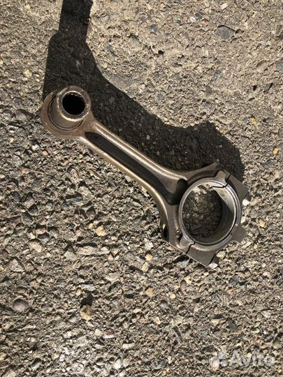 Шатун Mazda Tribute