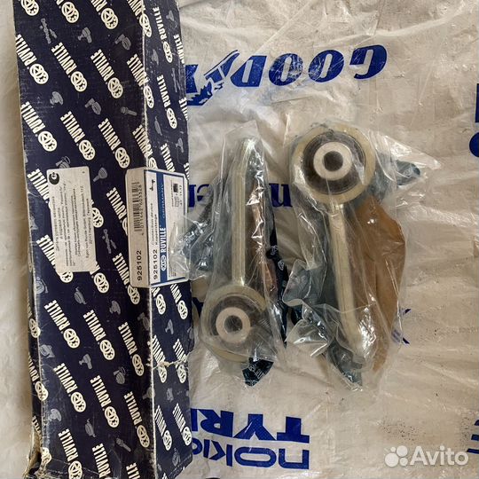 Стойка переднего стабилизатора Mercedes W212, W219