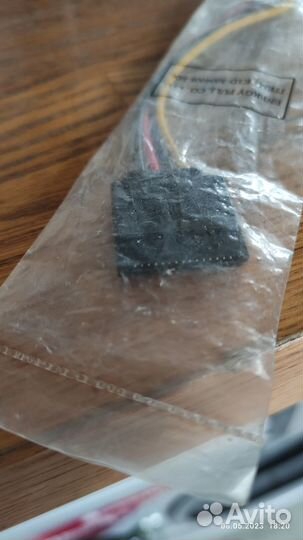 Новый переходник питания Molex - SATA 15pin