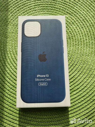 Чехол для iPhone 13