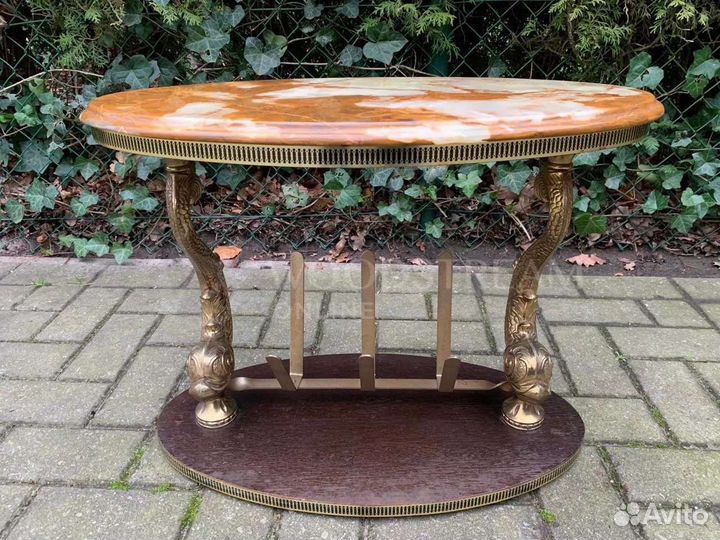 Стол. Оникс. Журнальный стол. Винтаж из Европы