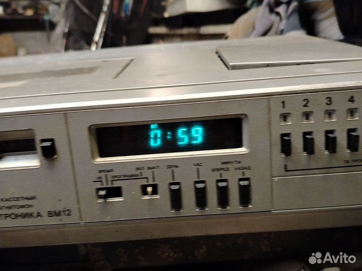 Видеомагнитофон электроника вм 12