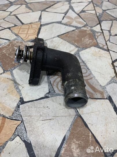 Термостат Nissan Teana J32