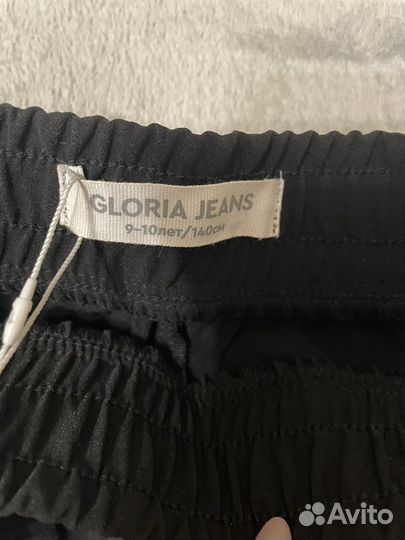 Черные брюки gloria jeans