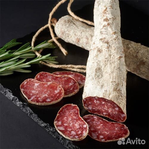 Колбаса лонганиза Casademont сыровяленая