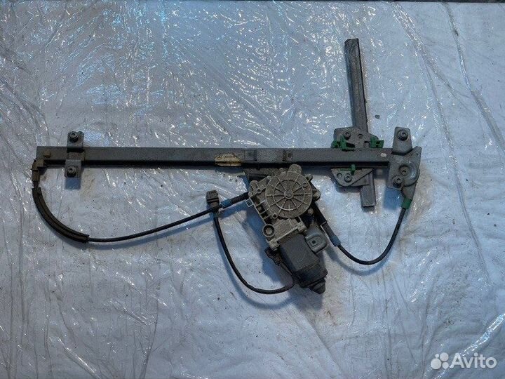 Стеклоподъемный механизм правый Mercedes-Benz