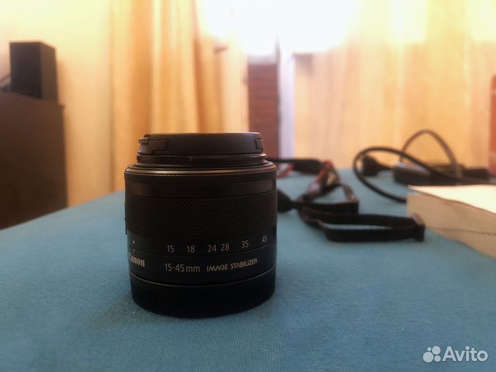 Фотоаппарат Canon EOS M10 с объективом и 2 аккум