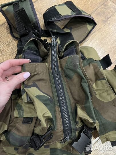 Разгрузочный жилет