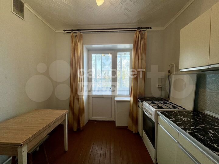 2-к. квартира, 49 м², 5/5 эт.