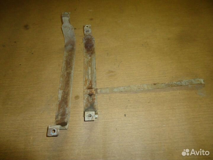 Крепление бензобака Chrysler Voyager 3 (1996-2001)