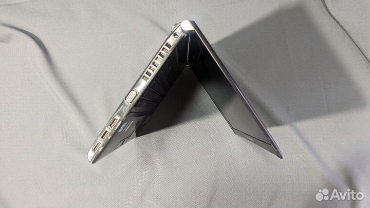 Toshiba компактный i3/SSD/8GB