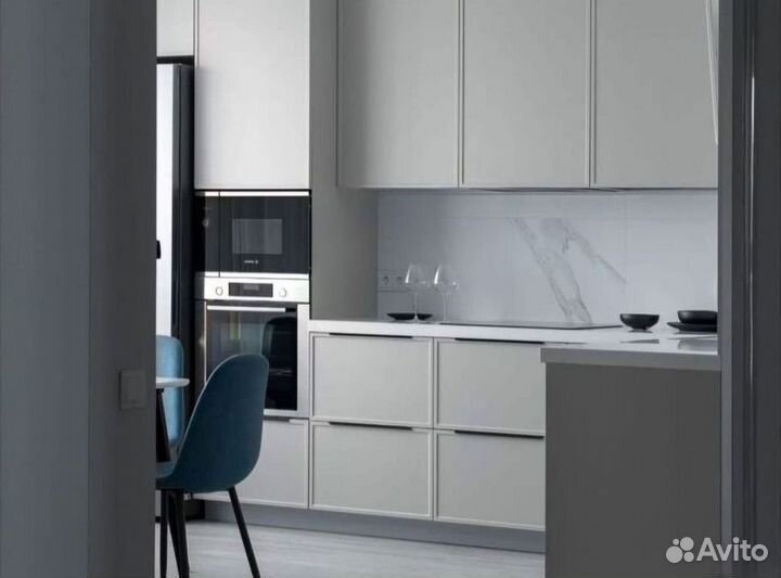 Большая угловая кухня