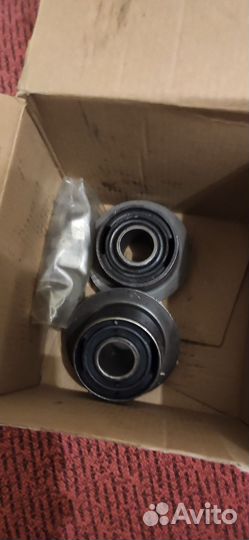 Сайлентблок переднего нижнего рычага w208