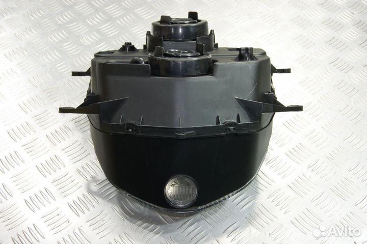 Фара Honda CBR1100XX 1997-2007