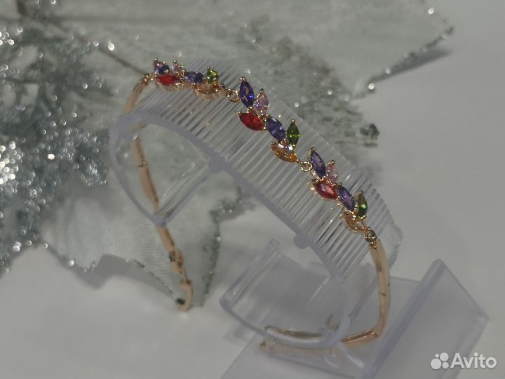 Браслет на руку женский бижутерия со стразами