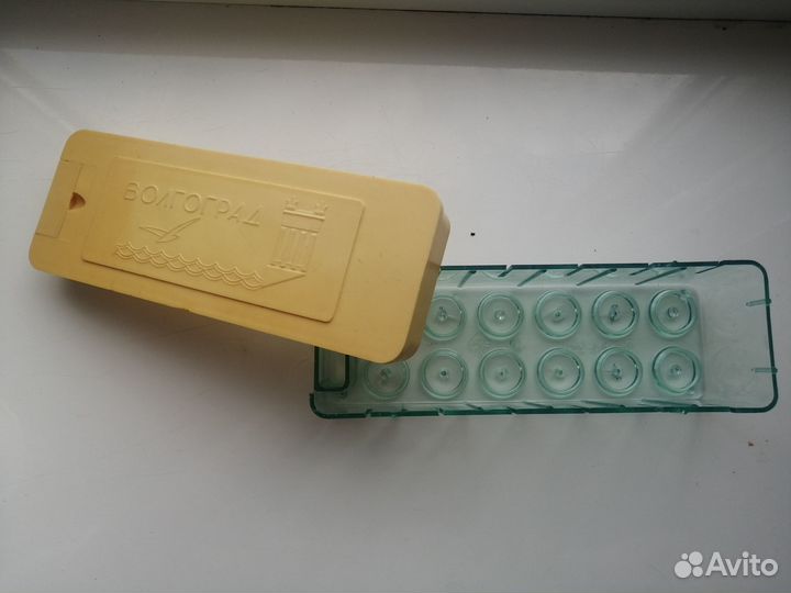 Шкатулка для ниток 