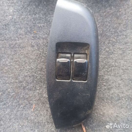 Блок управления стеклоподъемниками Chevrolet Aveo