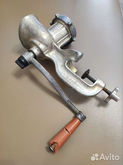 Мясорубка ручная СССР чугунная