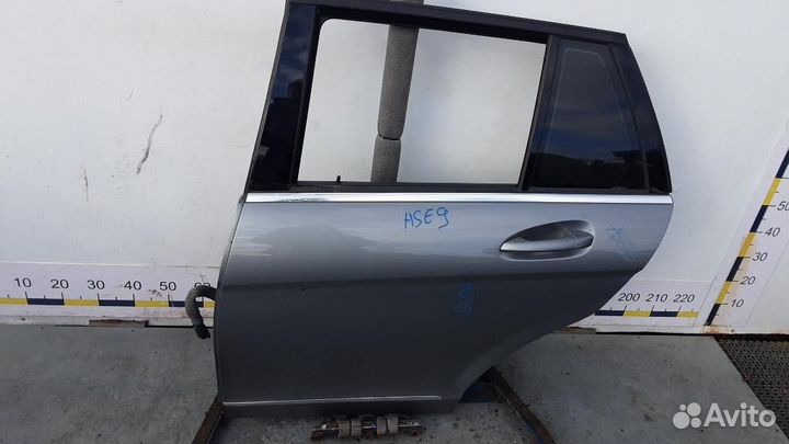Дверь задняя левая Mercedes-Benz C-Class