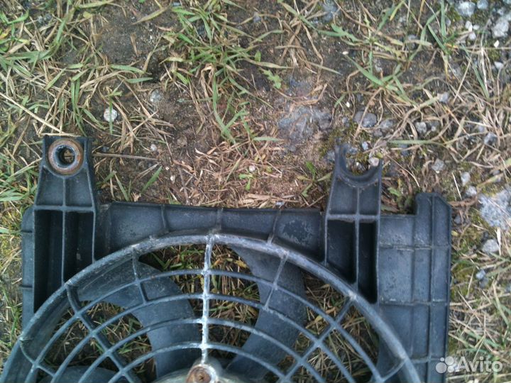 Вентилятор кондиционера Киа Рио 1 2004г