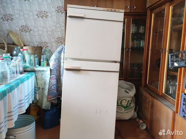 Холодильник бу