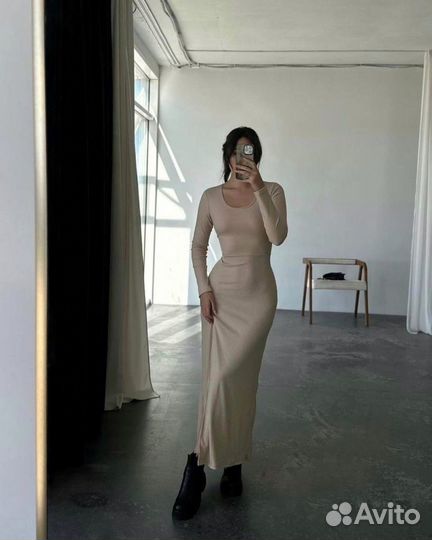 Облегающее платье с завязками