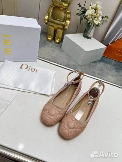 Женские балетки Dior