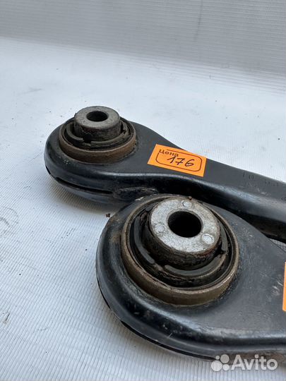 Рычаг задней подвески направляющий BMW E90 6765425