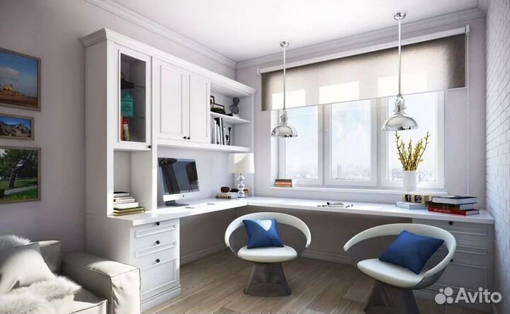 Рабочая зона у окна в детскую