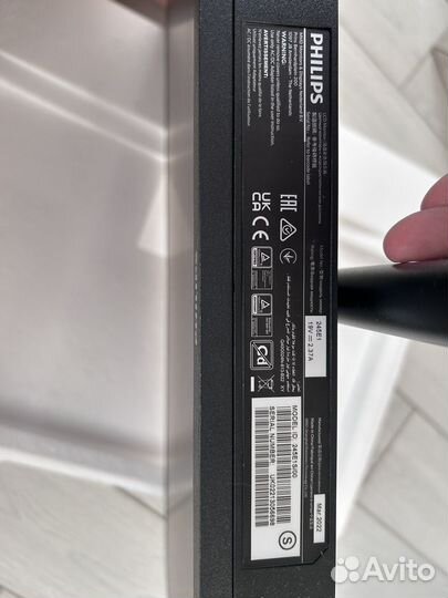 Монитор Philips 24