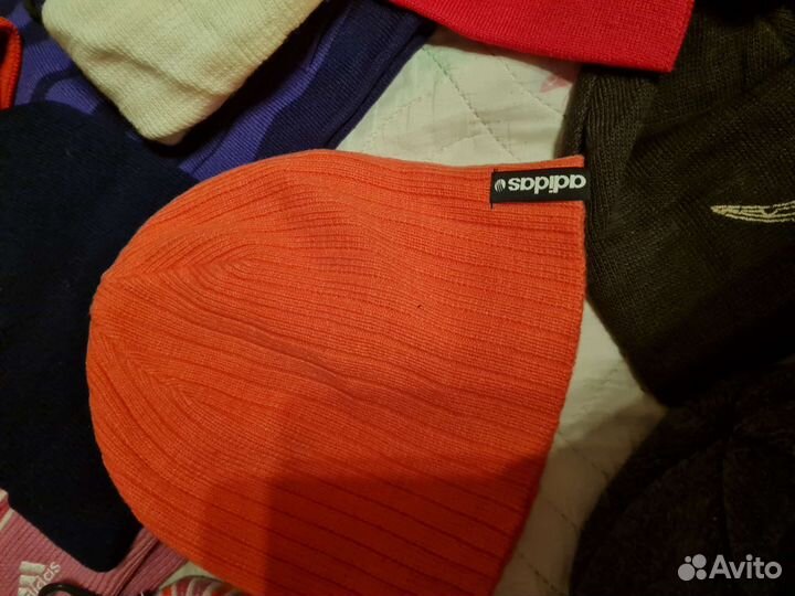 Шапки разные