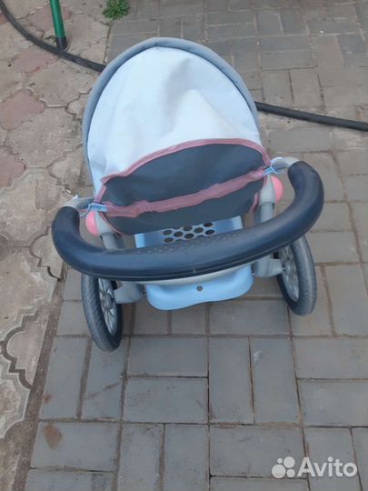 Коляска для кукол