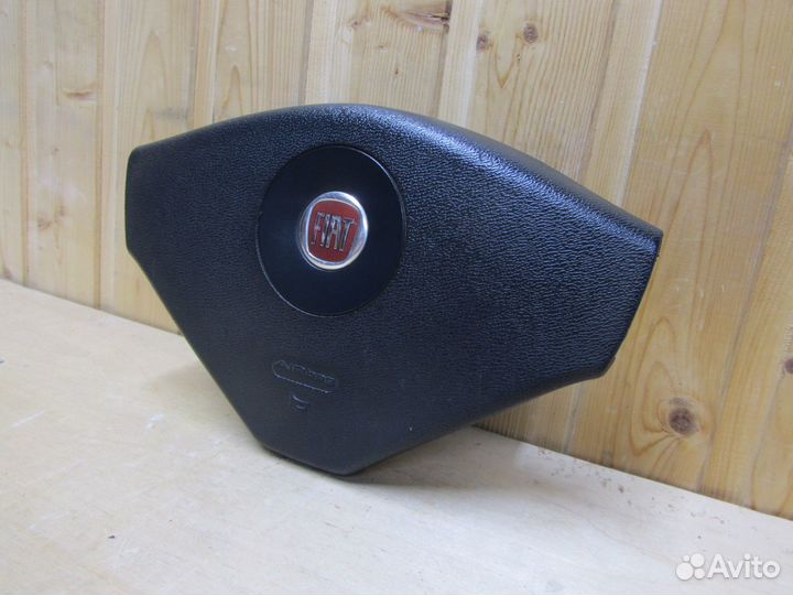 Подушка безопасности Air Bag в руль Fiat Albea