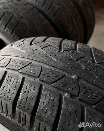 Pirelli Winter Sottozero 210 205/55 R16