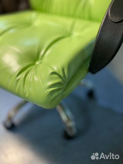 Кресло офисное