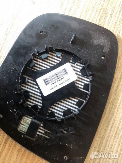 Зеркальный элемент передний правый Nissan Qashqai