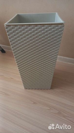 Кашпо для цветов