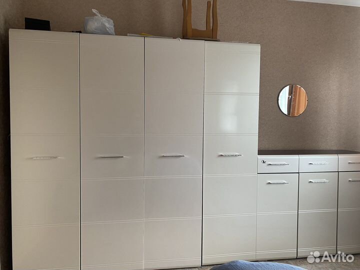 Шкаф 4 х дверный и комод