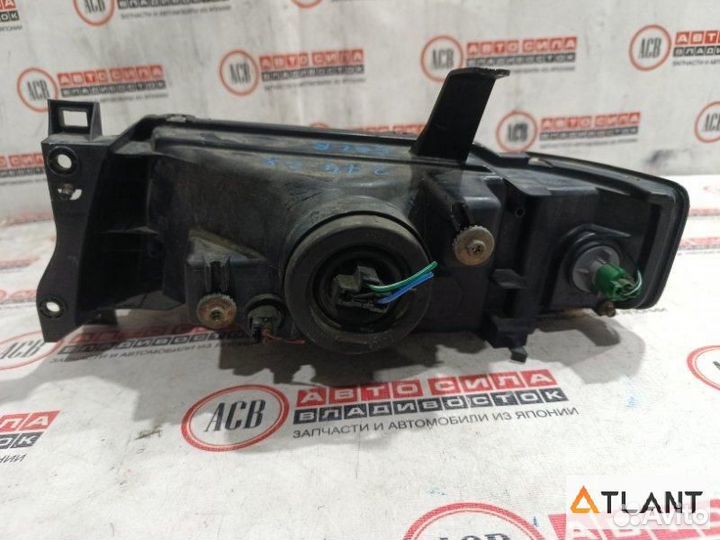 Фара правая mazda bongo friendee